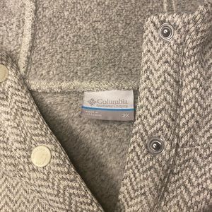 Columbia “Raglan”